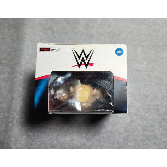 WWE Loyal Subjects 3.5" Brock Lesnar Universal Championship 3" Vinyl figure New - Picture 6 of 7